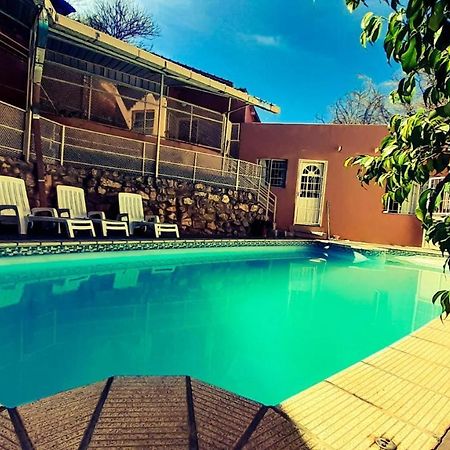 Yoieli Guest House Windhoek Exterior photo